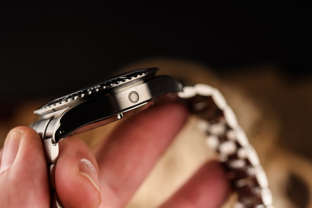 Swiftsure Black with Date