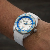 Ocean Crawler Core Diver Springtime Full Lume Blue (2 Straps Included)